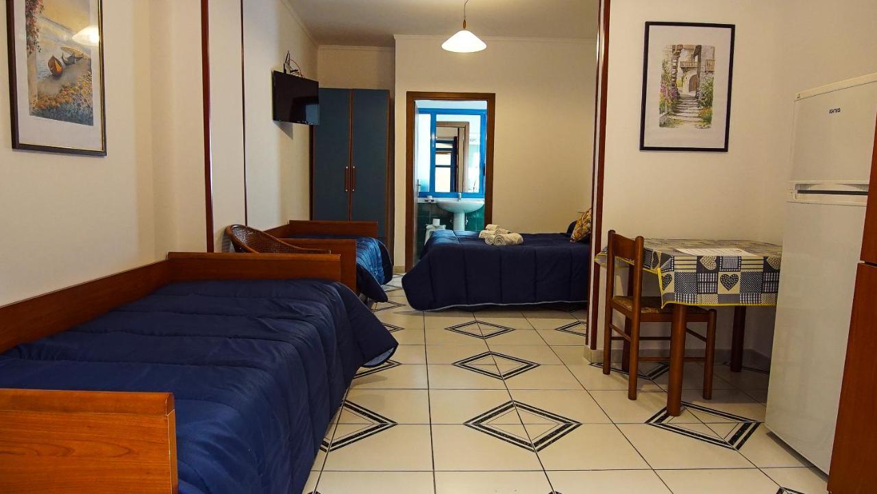 Baia Di Naxos Aparthotel Giardini-Naxos Kültér fotó