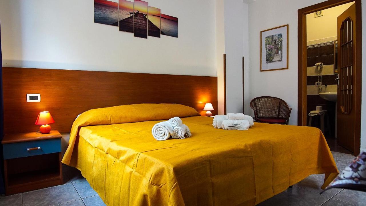 Baia Di Naxos Aparthotel Giardini-Naxos Kültér fotó