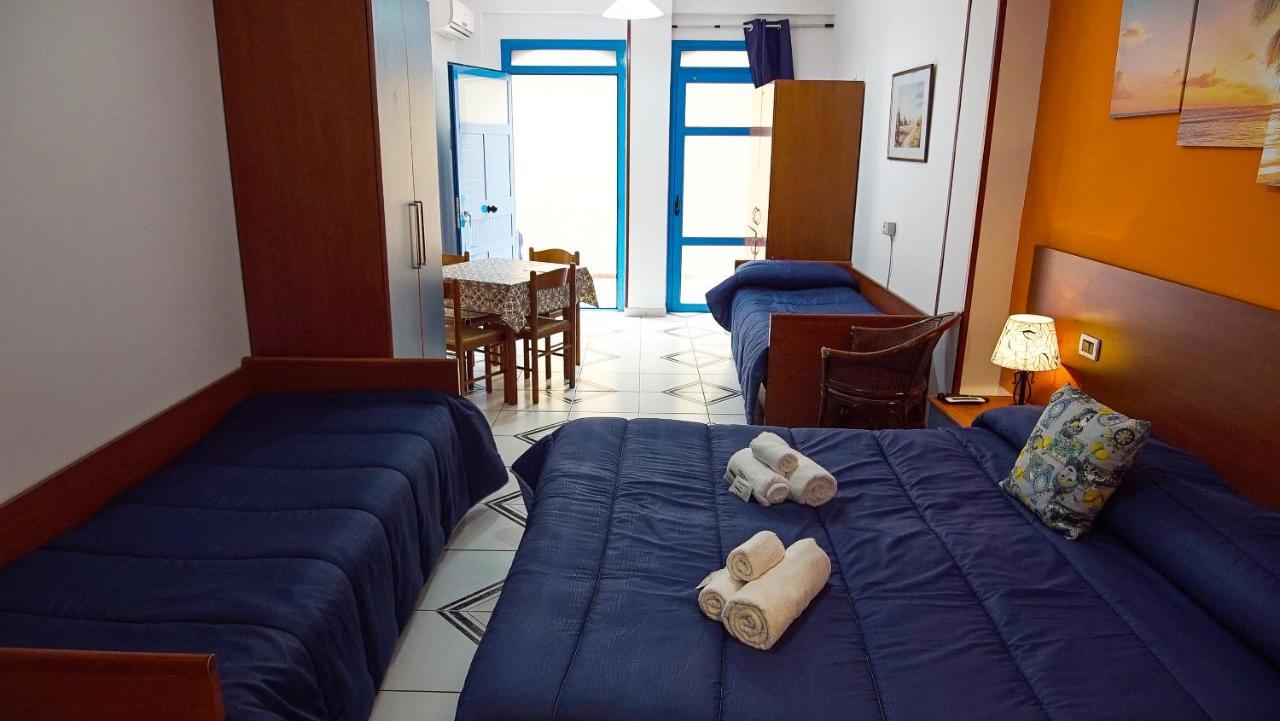 Baia Di Naxos Aparthotel Giardini-Naxos Kültér fotó