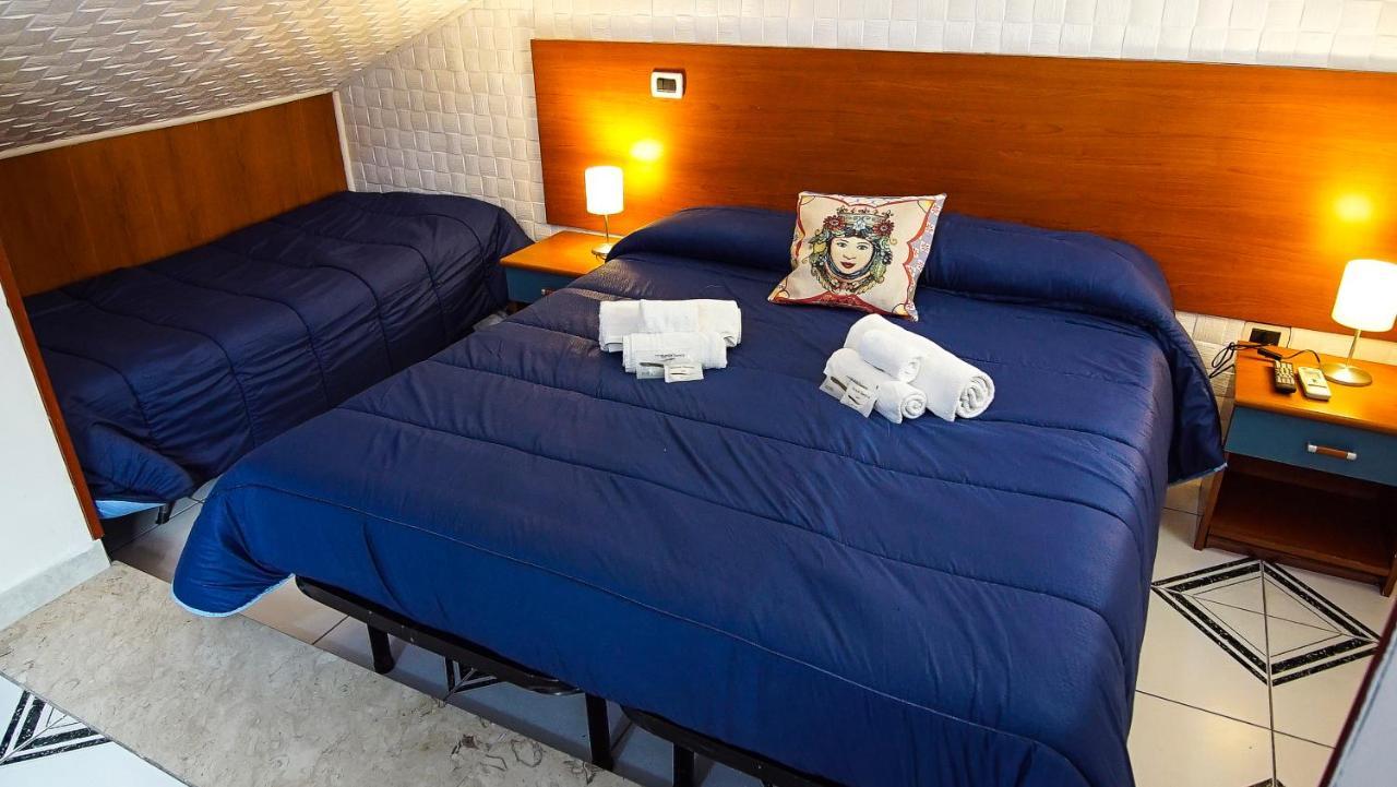 Baia Di Naxos Aparthotel Giardini-Naxos Kültér fotó