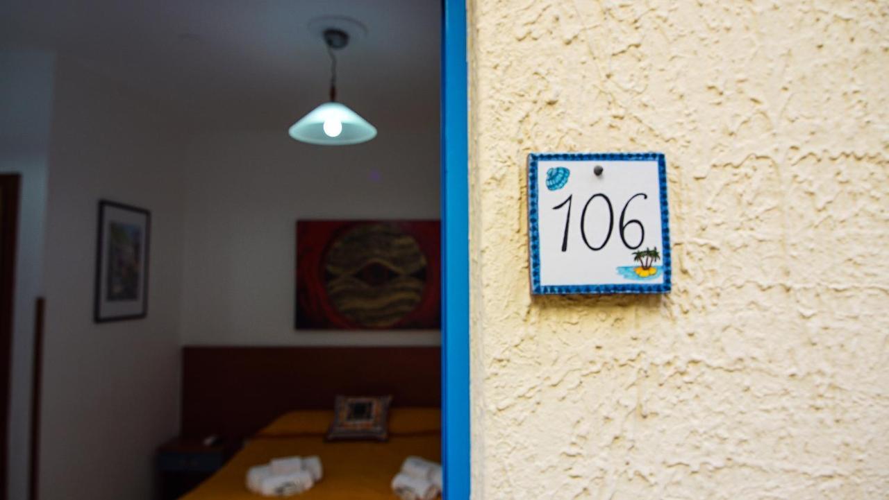 Baia Di Naxos Aparthotel Giardini-Naxos Kültér fotó