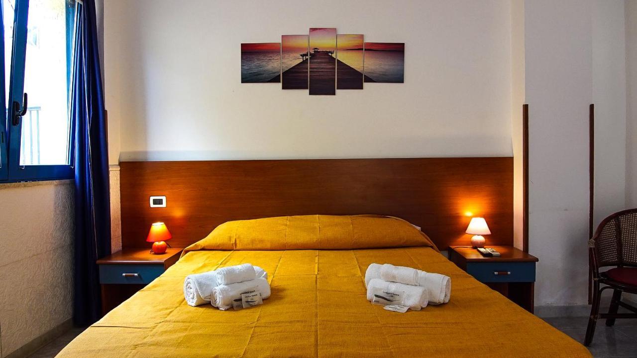 Baia Di Naxos Aparthotel Giardini-Naxos Kültér fotó