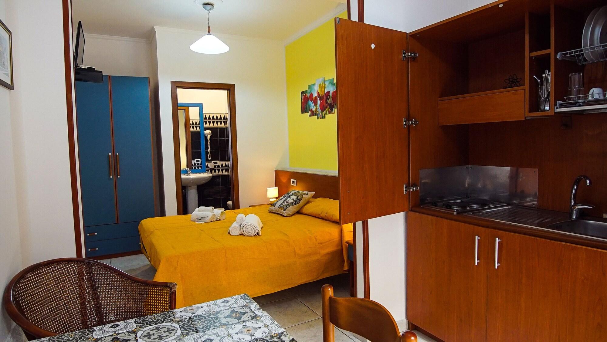 Baia Di Naxos Aparthotel Giardini-Naxos Kültér fotó