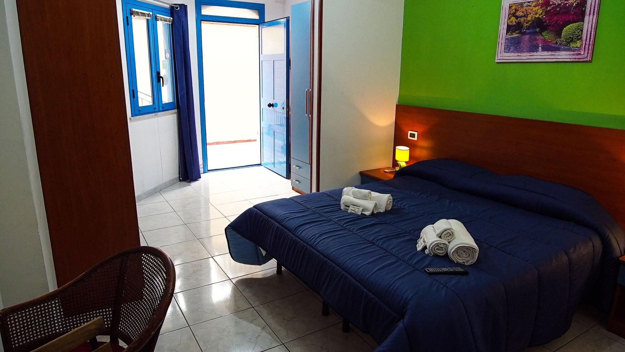 Baia Di Naxos Aparthotel Giardini-Naxos Kültér fotó